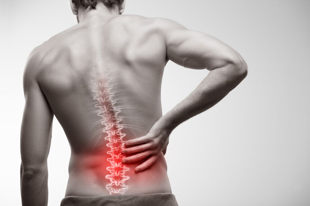 Pain douleurs dans le sacrum - signe de prostatite chronique